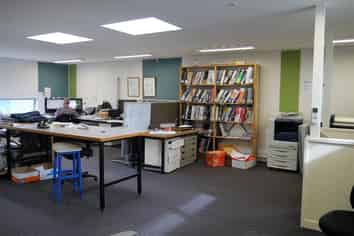 Modern and Inviting Office/Showroom Space