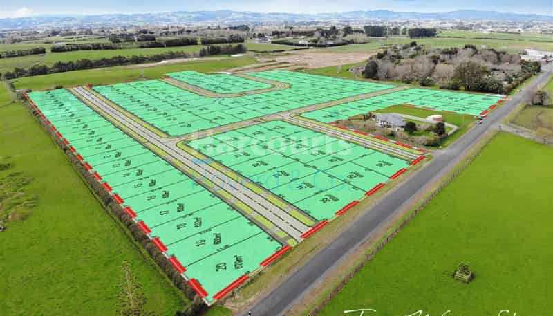 36 38A 38B Dyke Road, Karaka