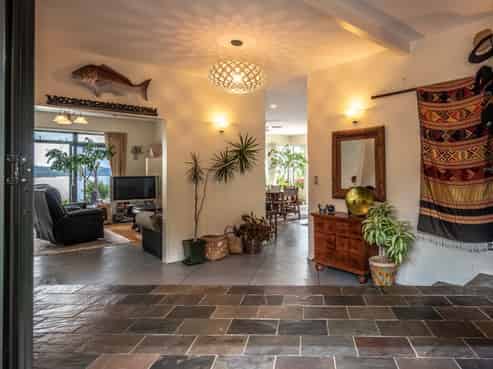 56 Tapeka Road, Russell