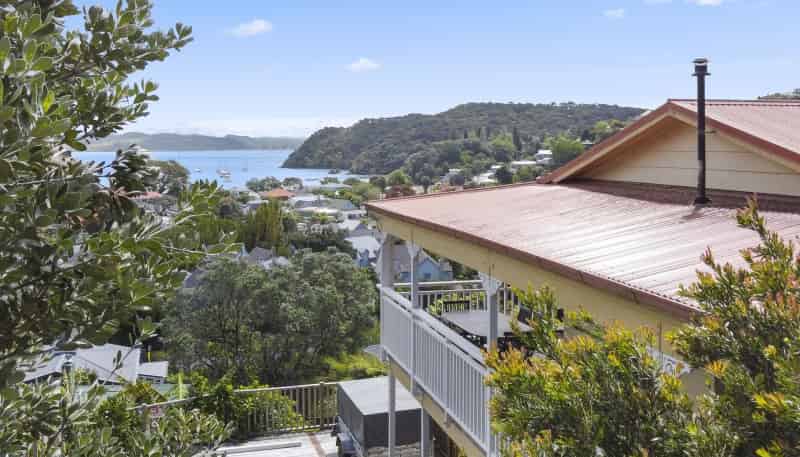 22 Chapel Street, Russell