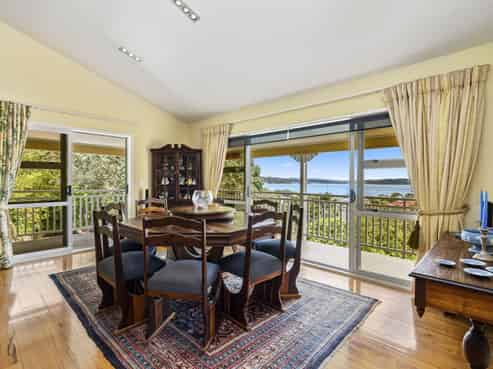 22 Chapel Street, Russell