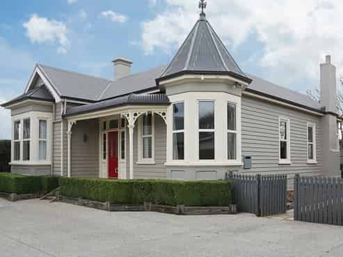 12 Herbert Street, Gladstone