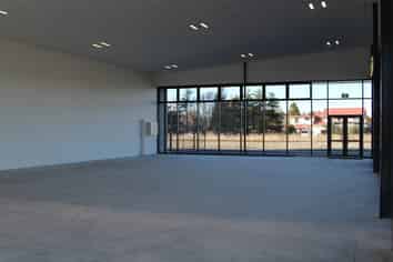 Large 1,298m2* Warehouse/Office With Profile