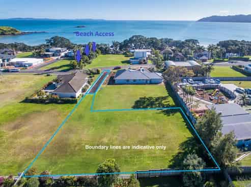 17 Bayside Drive, Coopers Beach