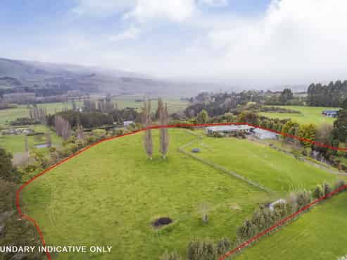 25B Weka Street, Pohangina