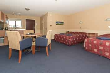 Dunedin Holiday Park