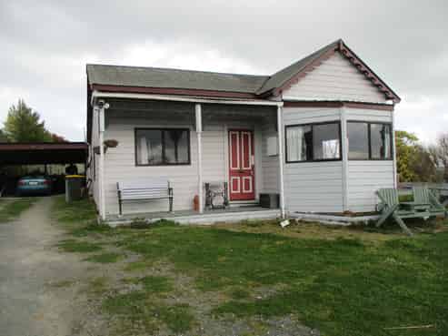 16 Dartmouth Street, Kaitangata