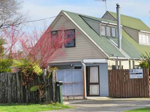 1/66 Robinson Avenue, Holdens Bay