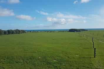 4581 South Road, Opunake