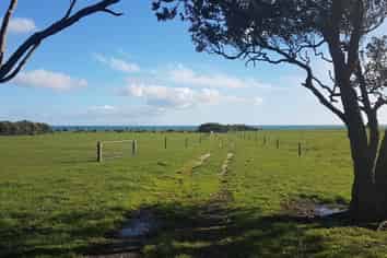 4581 South Road, Opunake