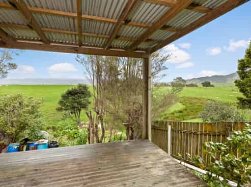 74 Bays Road, Orere Point