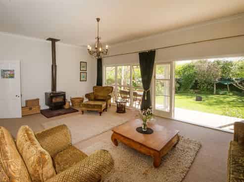 756 Valley Road, Raukawa