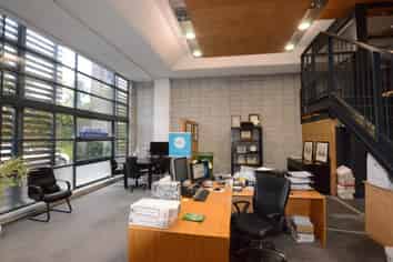 Boutique Westmere Office