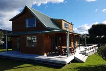 201B Given Avenue, Whangamata