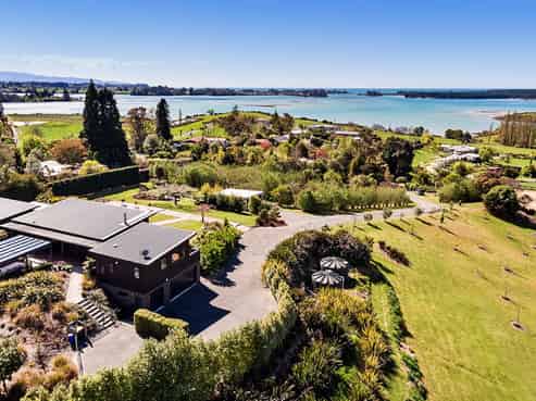 68 Hoddy Road, Redwood Valley