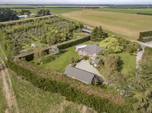 488 Telegraph Road, Burnham