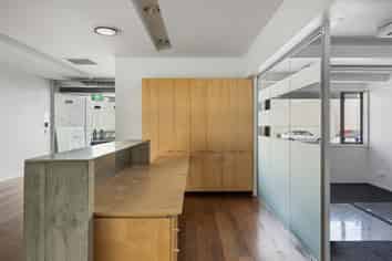 Modern City Fringe Office - 15 Car Parks - REDUCED