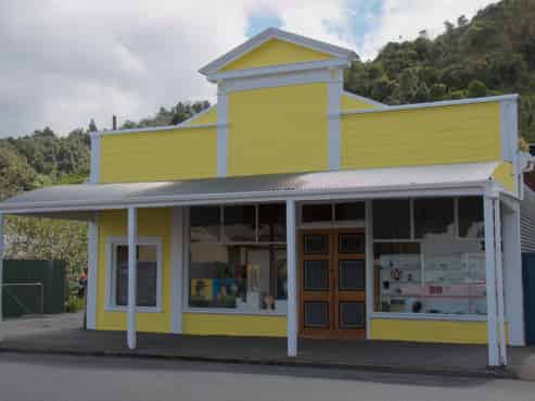 25 Broadway, Mangaweka