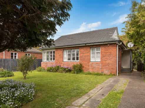 62 Waddington Drive, Naenae