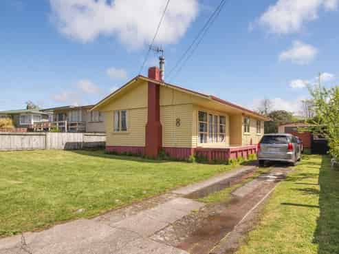 8 Lasenby Street, Fordlands