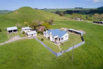 23-42 Tiromoana Road, Eltham