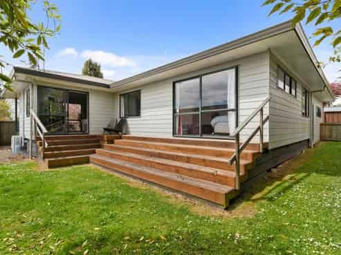 5A Fairley Road, Lynmore