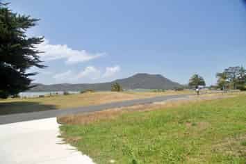 16 Waterfront Road, Pukenui