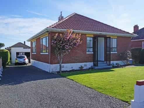 462 Tweed Street, Georgetown