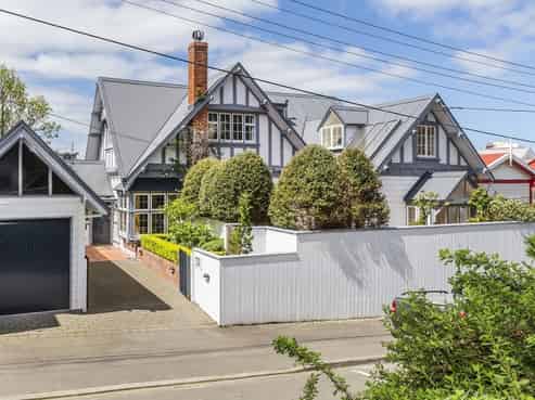 13 Talavera Terrace, Kelburn