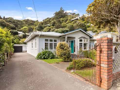 3 Totara Street, Eastbourne