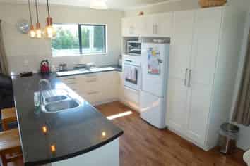 115A Ocean Road, Whangamata