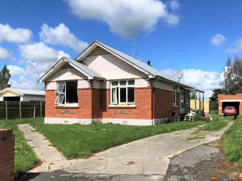 6 Mold Street, Middlemarch