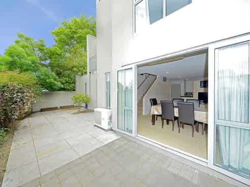 19 Whiteleigh Avenue, Addington