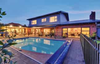 Auckland - Address withheld