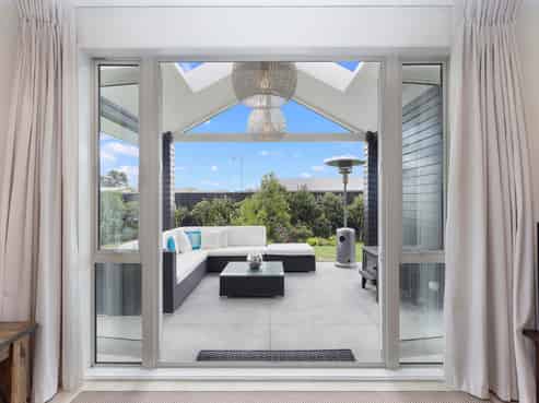 98 Infinity Drive, Pegasus