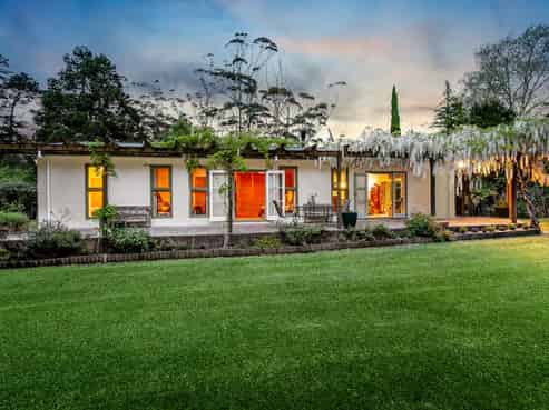 646 West Coast Road, Oratia