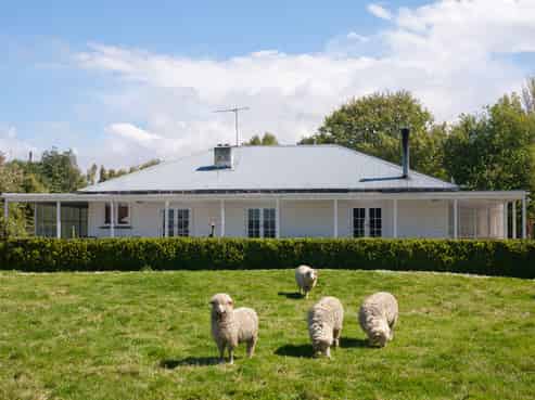 37 Bluff Hill Road, Waianakarua