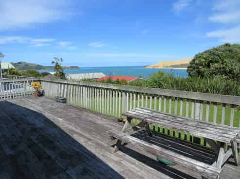 34 Taumatawiwi Street, Opononi