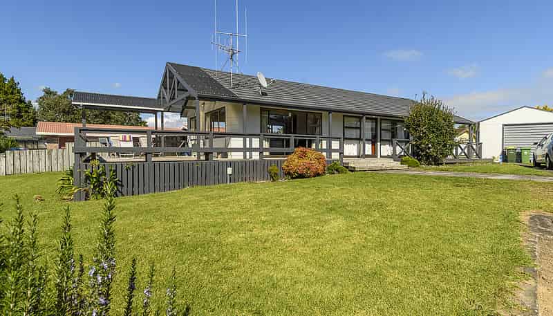 100 Windermere Drive, Poike