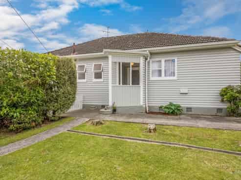 32 Stellin Street, Boulcott