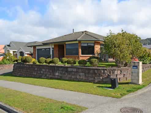 45 Kirton Drive, Riverstone Terraces