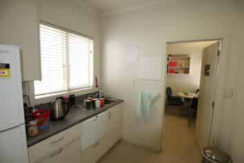 EXCEPTIONAL STANDALONE MEDICAL / OFFICE