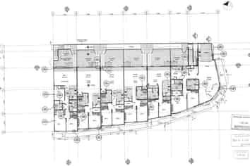 Brand new - high exposure - 3x retail