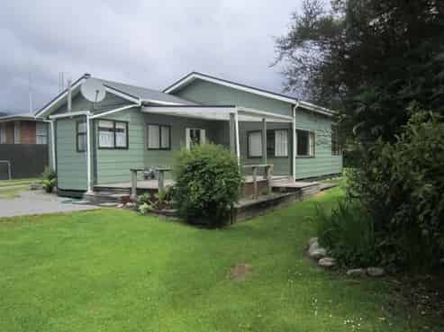 68 Moorhouse Street, Ross