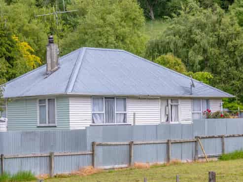 1363 Opaki Kaiparoro Road, Mauriceville