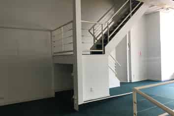 High Exposure Space for your Business