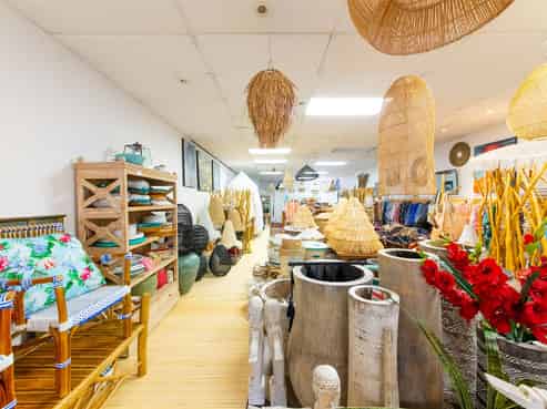 Great Value Hurstmere Road Retail! 154m²