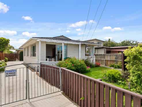 91B Rocking Horse Road, Southshore
