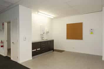 INVESTOR / OWNER OCCUPIER