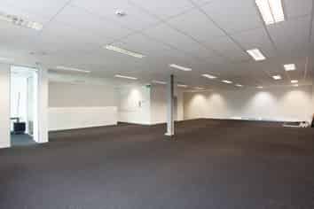 INVESTOR / OWNER OCCUPIER